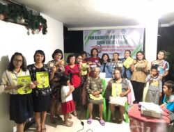 Tim PKM Tineke Bagikan Ilmu Pengolahan Daging Kelapa di WKI GMIM Galilea Teling