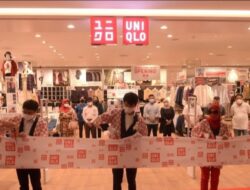 Resmi Dibuka di Mantos 3 , UNIQLO Tawarkan Promo Menarik