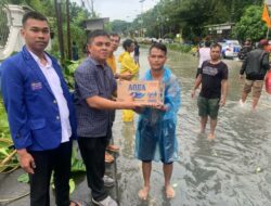Bentuk Kepedulian,  Tim PKL Jurusan Teknik Elektro Bantu Korban Banjit dan Tanah Longsor