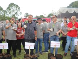 Gubernur Olly Gelorakan Semangat Marijo Ba Kobong di Perayaan Paskah Unsrat