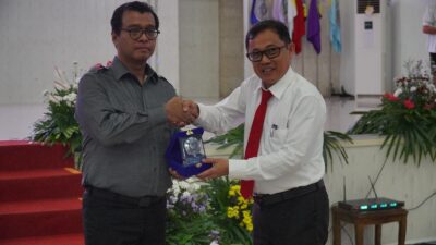 Hadirkan Gubernur Lemhanas RI, Rektor Berty : Kuliah Umum Ini Perkaya Wawasan Kebangsaan Mahasiswa