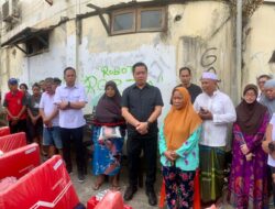 Tiap Rumah 20 Juta, Wagub  Kandouw Serahkan Bantuan Korban Kebakaran di Kampung Kodo 