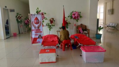 Politeknik Negeri Manado dan PMI Sulut Gelar Aksi Amal Donor Darah