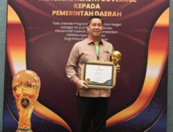 Komitmen Tinggi Berikan Jaminan Kesehatan Masyarakat Kurang Mampu,Wagub Steven Terima Penghargaan UHC dari BPJS