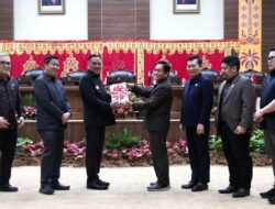 Gubernur Olly Hadiri Rapat Paripurna DPRD Sulut Terkait Ranperda Perubahan APBD dan Ranperda Penyelenggaraan Haji