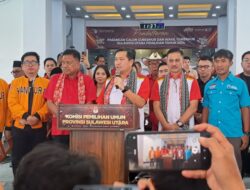 Duet Pasangan Steven Kandouw – Alfref Tuejeh Diantar  Bendahara Umum Olly Dondokambey Mendaftar di KPU Sulut