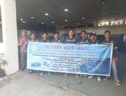 Mahasiswa Polimdo Jurusan Teknik Mesin Prodi Tekayasa Mekatronika Gelar PPM-M Pembenahan Ruang Kuliah  