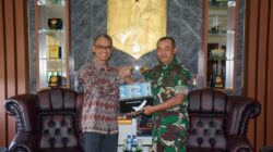 Perkuat Sinergi Ekonomi dan Pertahanan, Pangdam XIII/Merdeka Terima Kunjungan Kepala BI Sulut