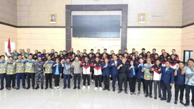 Gelorakan Olahraga di Sulut, Gubernur Yulius  Lepas Kontingen Berlaga PON Bela Diri
