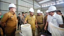 Gubernur Yulius Launching Penyaluran Bantuan Pangan Oktober-November di Sulut