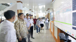 Fokus Keselamatan Masyarakat, Gubernur Yulius Tinjau Arus Mudik di Terminal Malalayang