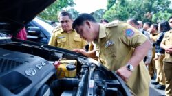 Dukung Pelayanan Publik, Gubernur Yulius Periksa Mendetail Seluruh Aset Kendaraan Dinas